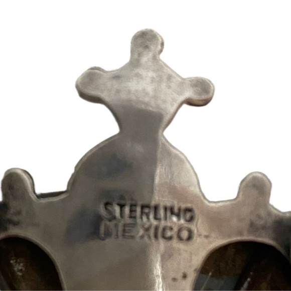 SILVER & TURQUOISE BROOCH - Picture 2 of 2